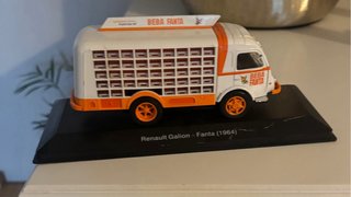 Maqueta Camión Renault Galion Fanta