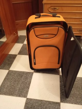 Juego 2 maletas naranjas