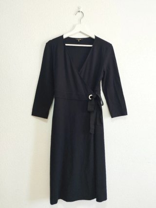 Vestido Midi Cruzado Negro Massimo Dutti