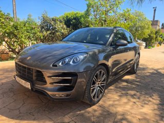 Porsche Macan Turbo Sportchrono