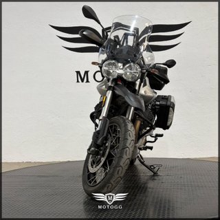 MOTO GUZZI V 85 TT   (modelo actual) 2023