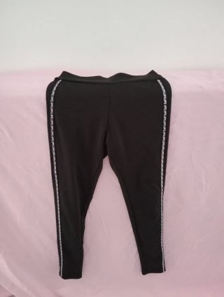 Falda midi florales negros