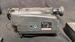 Cámara Vídeo 8mm Hitachi E23E + Accesorios