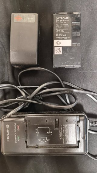 Cámara Vídeo 8mm Hitachi E23E + Accesorios