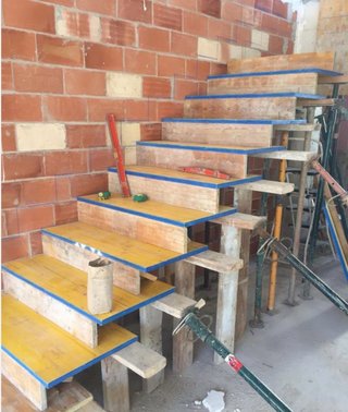 Encofrado escaleras particular
