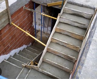 Encofrado escaleras particular