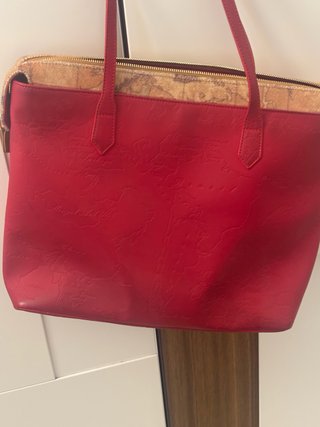 Borsa oro e rossa