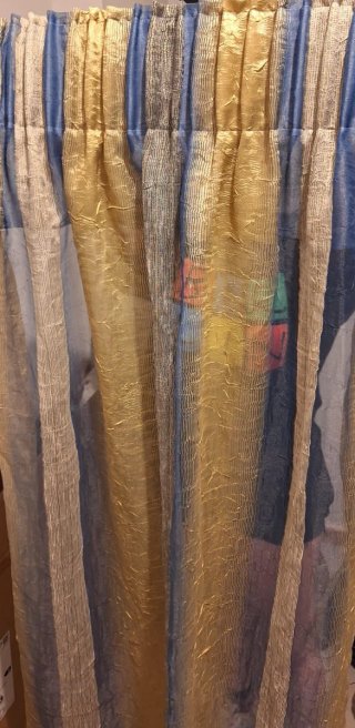 Cortinas fantasia azul y dorado