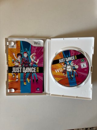 Just Dance 2014 Wii y Resident Evil Wii