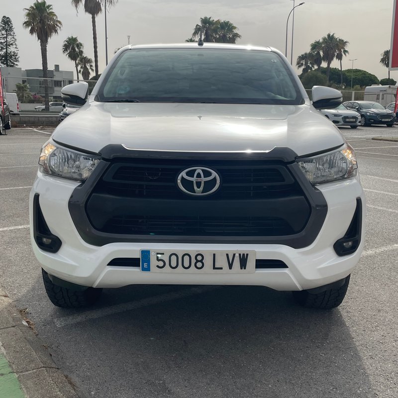 Toyota Hilux 2022 - foto 1