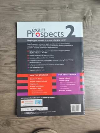 EXAM PROSPECTS 2 Student's book: libro de texto...