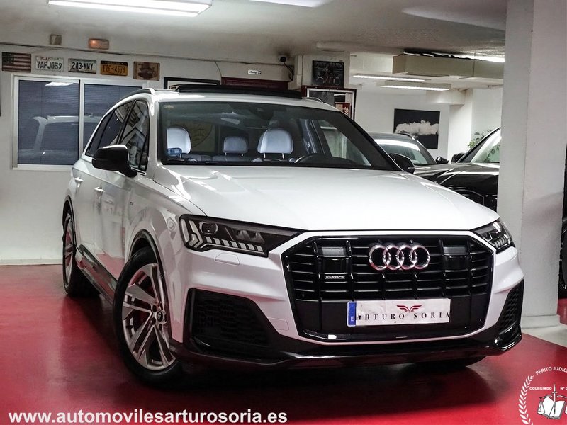 Audi Q7 S line 60 TFSIe quattro tiptronic 2021