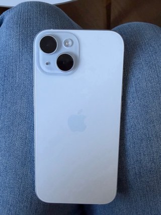 iPhone 15 128GB
