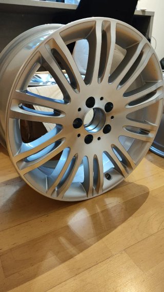 Llantas Mercedes Benz Sport Edition, doble medida