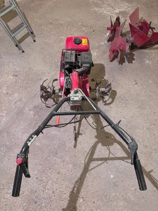 Motoazada Honda F360 con acaballonador
