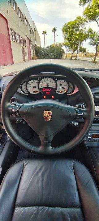 Porsche 911 2004