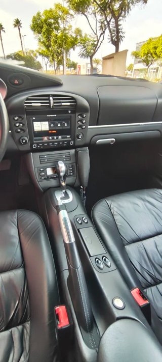 Porsche 911 2004
