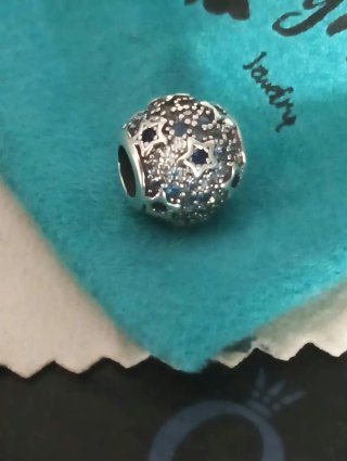 Charm Plata cielo estrellado