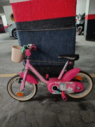 Bicicleta infantil (con ruedines) Decathlon