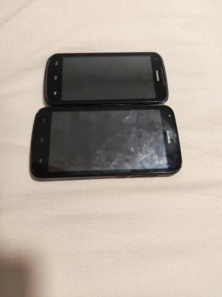2 Móviles Huawei para piezas