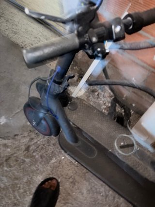 Due monopattini elettrici per pezzi