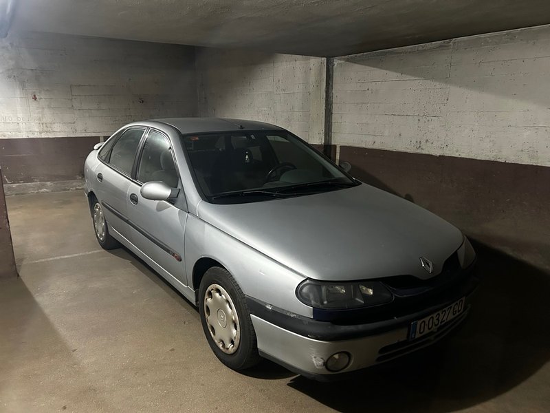 Renault Laguna 1999 - foto 1