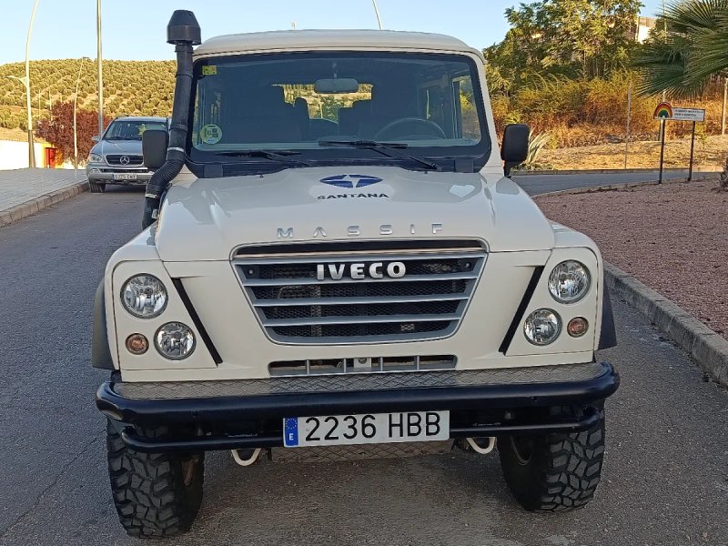 Iveco Massif 2011 - foto 1