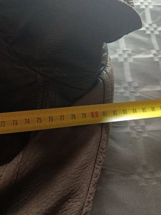 Chaqueta de piel marrón