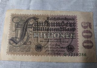 Billetes Antiuos España.. Francia.....