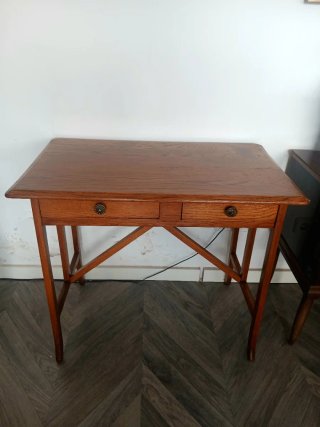 Escritorio de madera Antiguo