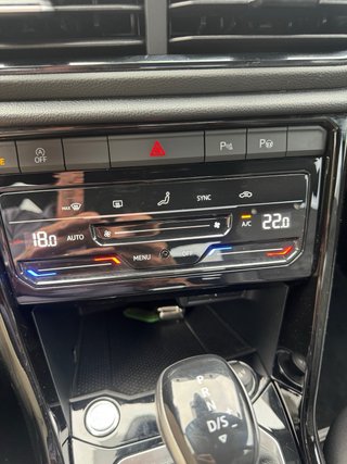 VW T-Roc R-Line 1.5TSi 150cv automatico