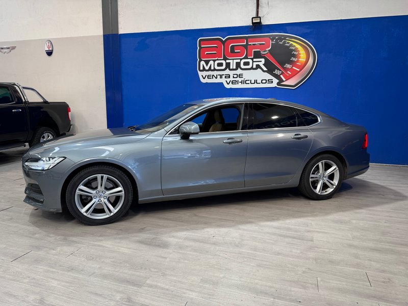 Volvo S90 D4 - foto 1