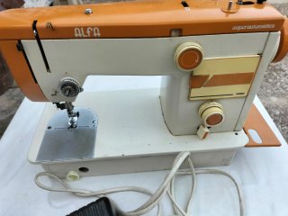 Máquina de coser Alfa para piezas