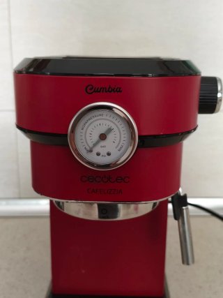 Cafetera Cecotec Cafelizzia Cumbia
