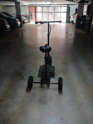 Patinete eléctrico 3 ruedas con asiento