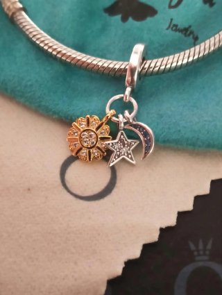 Charm de plata Sol, Luna y Estrella