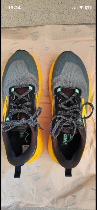 Zapatillas Brooks Cascadia 17 Talla 41