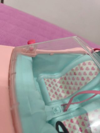 Macchina rosa per Barbie