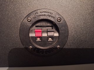 Altavoz Central Infinity serie Video 1