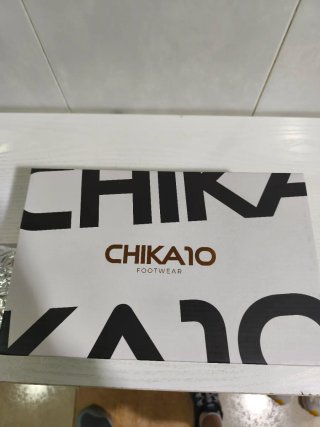 Zapatillas blancas mujer marca chika10