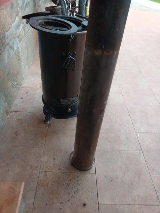 Chimenea de hierro de leña