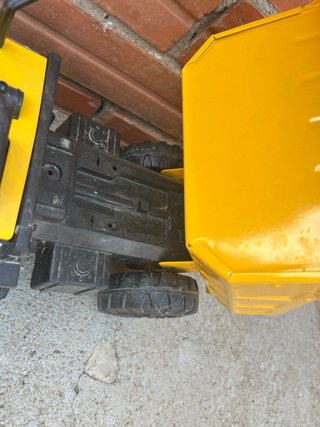 Camión Tonka Amarillo