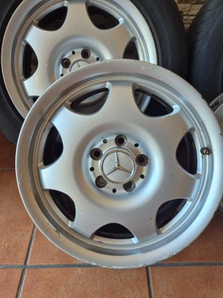 Llanta Mercedes W211 205/60R16 92W