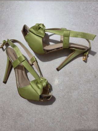 Tacones Sisse Verdes y Dorados Fiesta