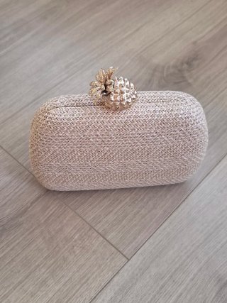 Bolso de mano para eventos y bodas rafia beige.