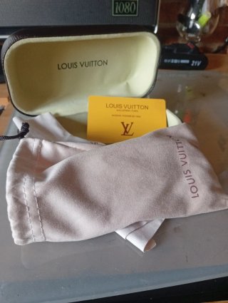 Gafas de Sol Louis Vuitton Negras y Doradas