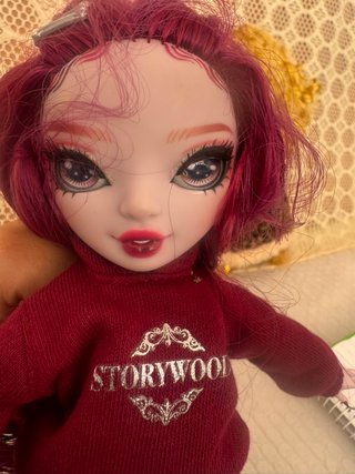 Lote 2 Muñecas Rainbow High Meline Luxe