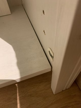 Urge vender! Mesitas de noche blancas Ikea