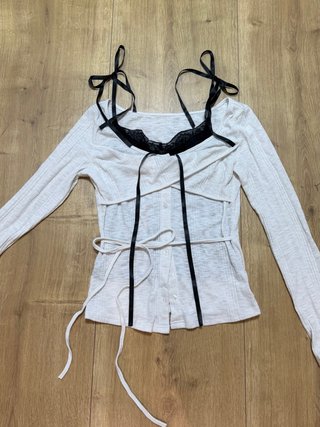 Camiseta manga larga efecto 2 piezas con cintas