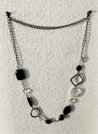 Collar largo plata y negro